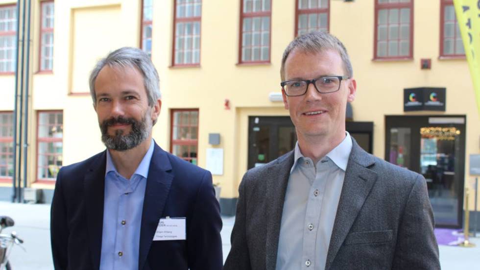 J. Ahlberg (left)