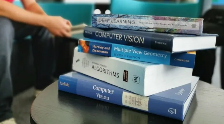 The best computer vision books you should read